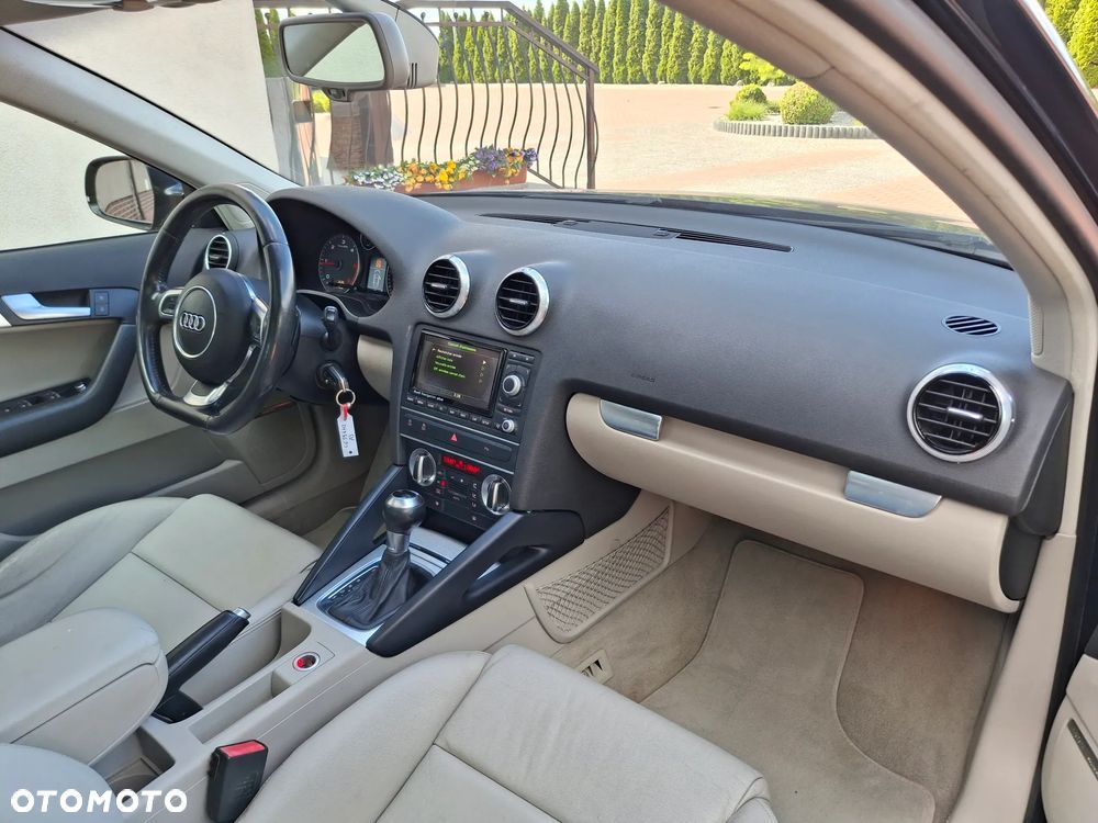 Audi A3 Sportback - 7
