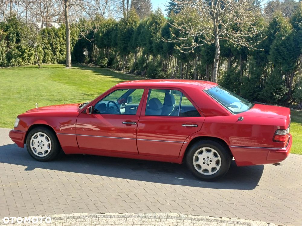 Mercedes-Benz Klasa E - 2