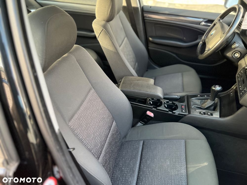 BMW Seria 3 316i Edition Sport - 8