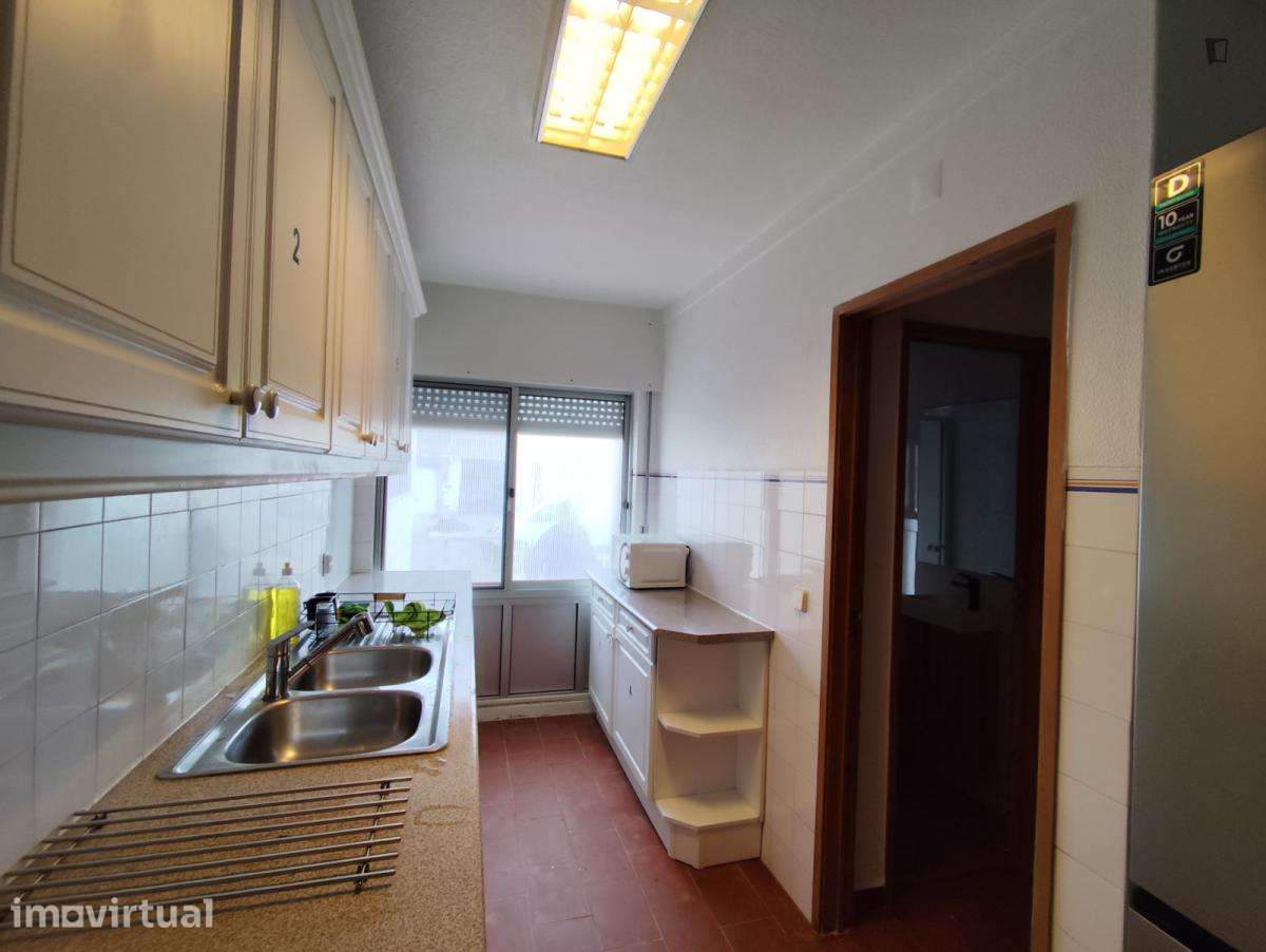 Quarto - localizado em Lisbon - Grande imagem: 3/8