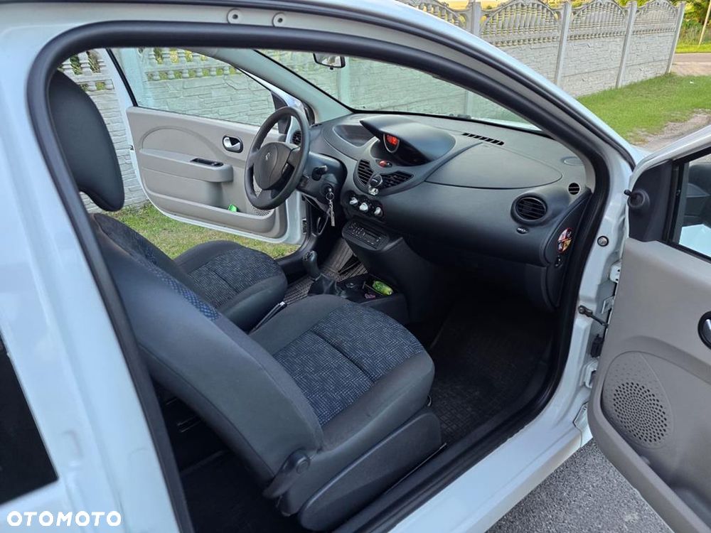 Renault Twingo dCi 75 Authentique - 8