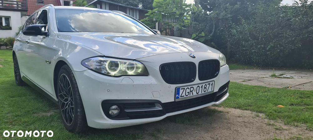 BMW Seria 5 520d Luxury Line - 2