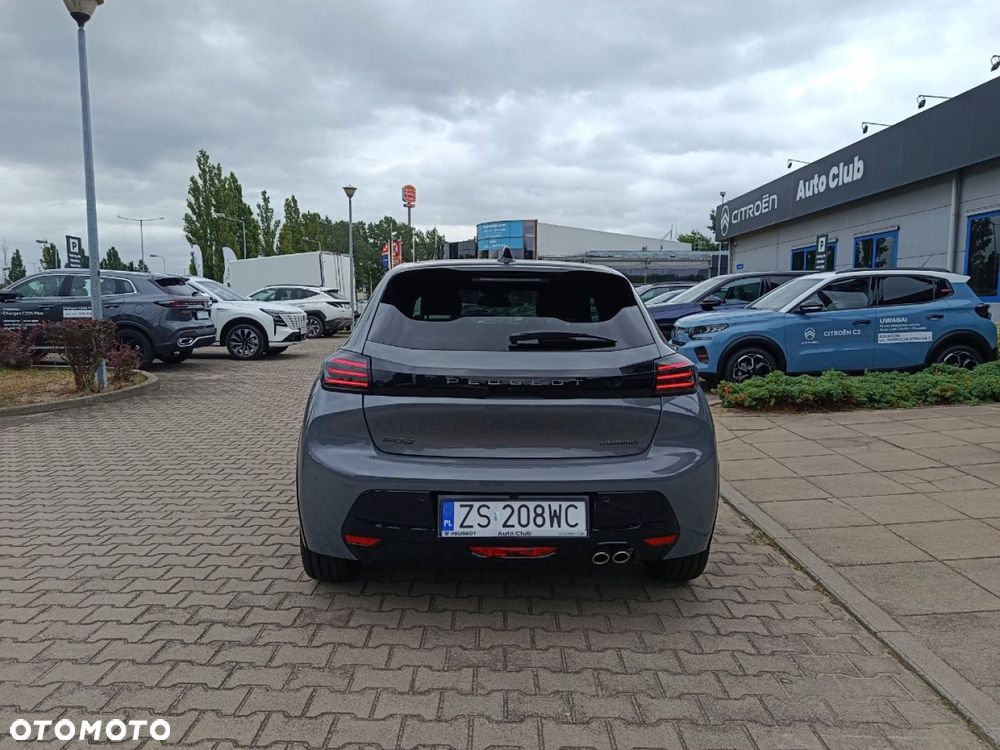Peugeot 208 - 6