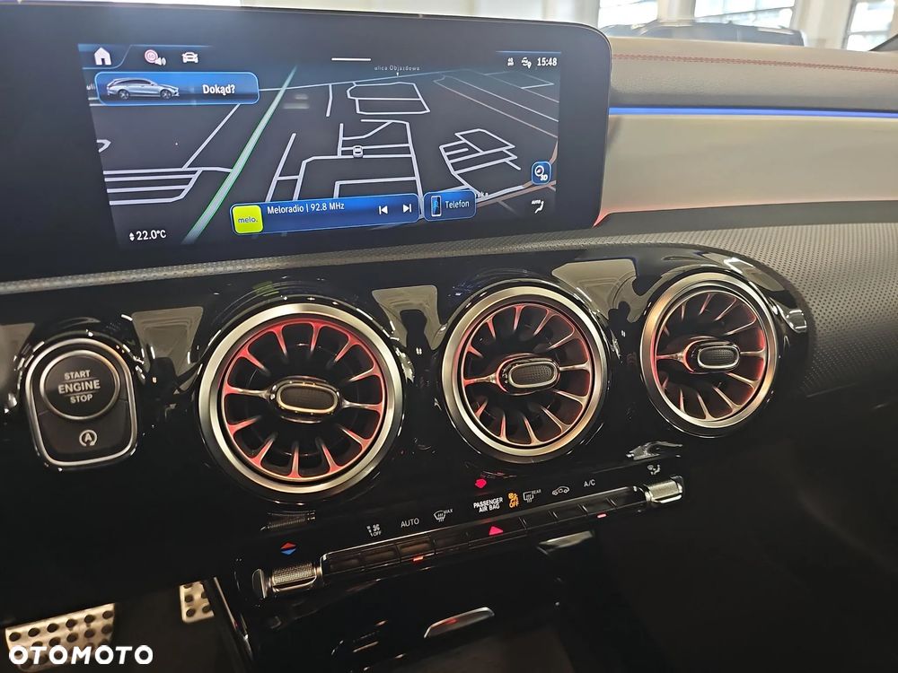 Mercedes-Benz CLA 200 Shooting Brake 7G-DCT AMG Line Advanced Plus - 21