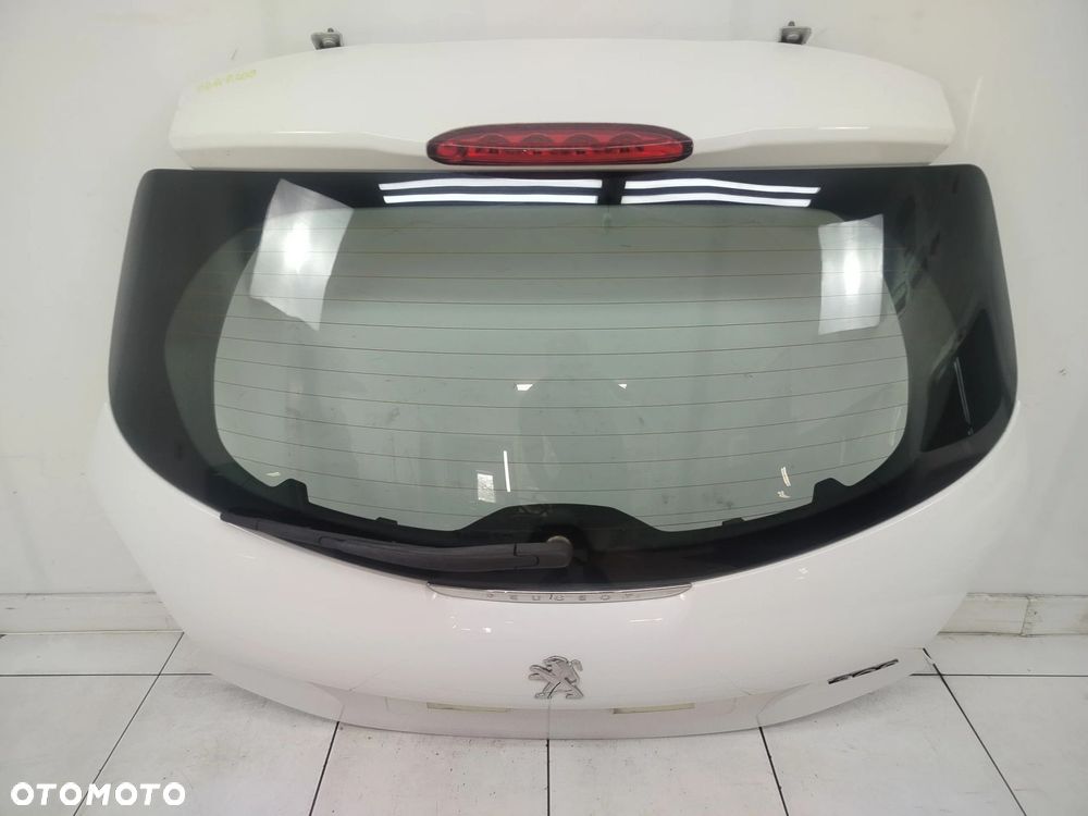 PEUGEOT 208 12R- KLAPA BAGAŻNIKA TYŁ TYLNA EWP EWPA