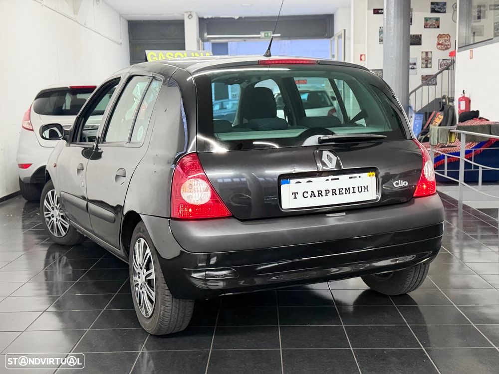Renault Clio 1.2 16V Confort Dynamique - 7