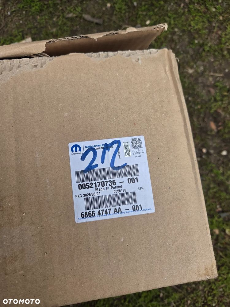 lampa prawa prawy tylna tył Jeep Avenger 52170736 0052170736 68664747AA - 21