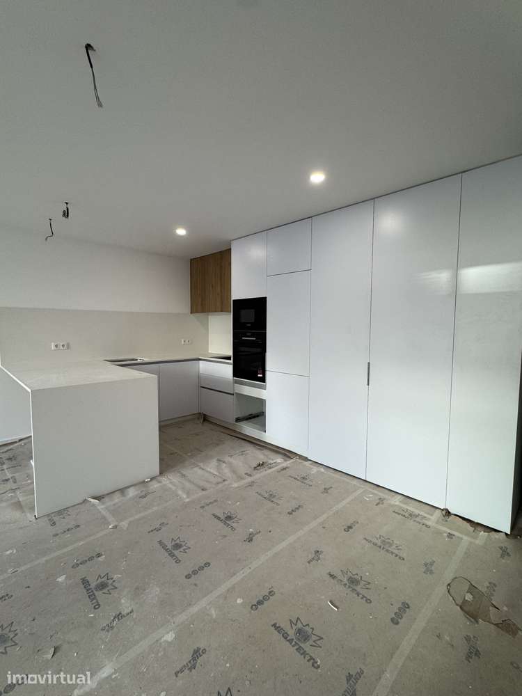 T1 Novo em Real - Braga - Grande imagem: 3/12