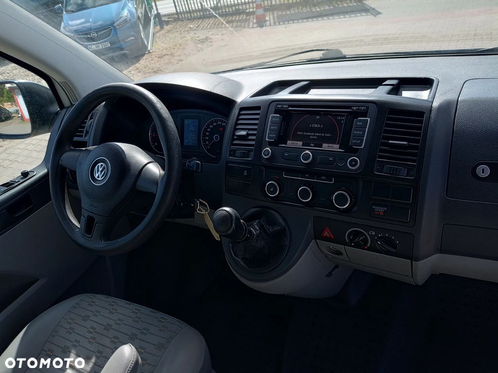 Volkswagen Transporter - 16