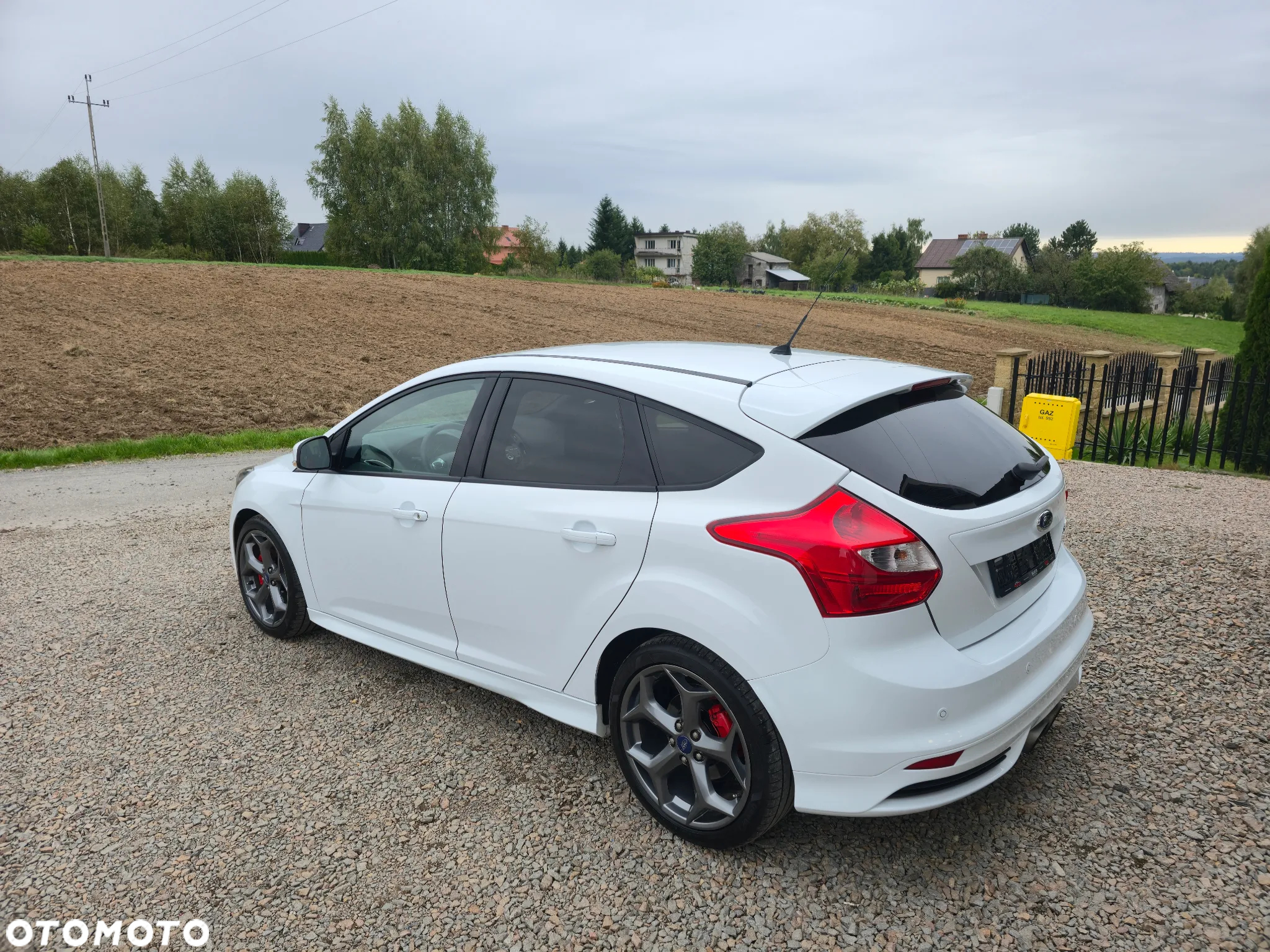 Ford Focus Turnier 2.0 EcoBoost ST mit Leder-Sport-Paket - 21