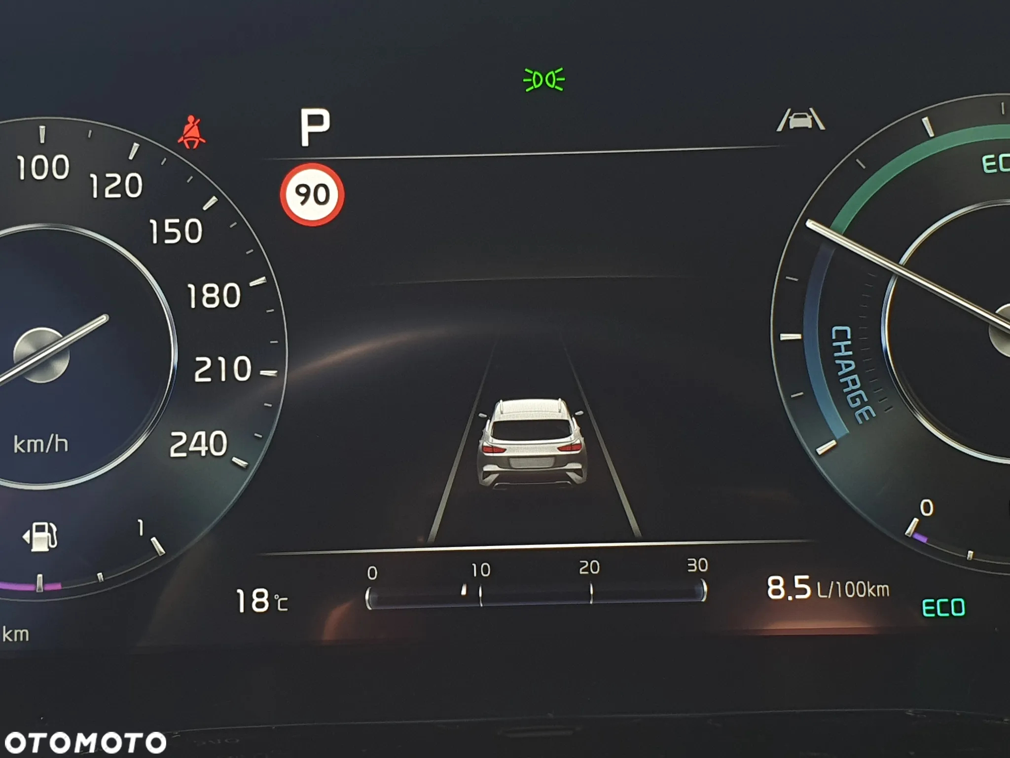 Kia XCeed 1.6 GDI PHEV Business Line DCT - 28