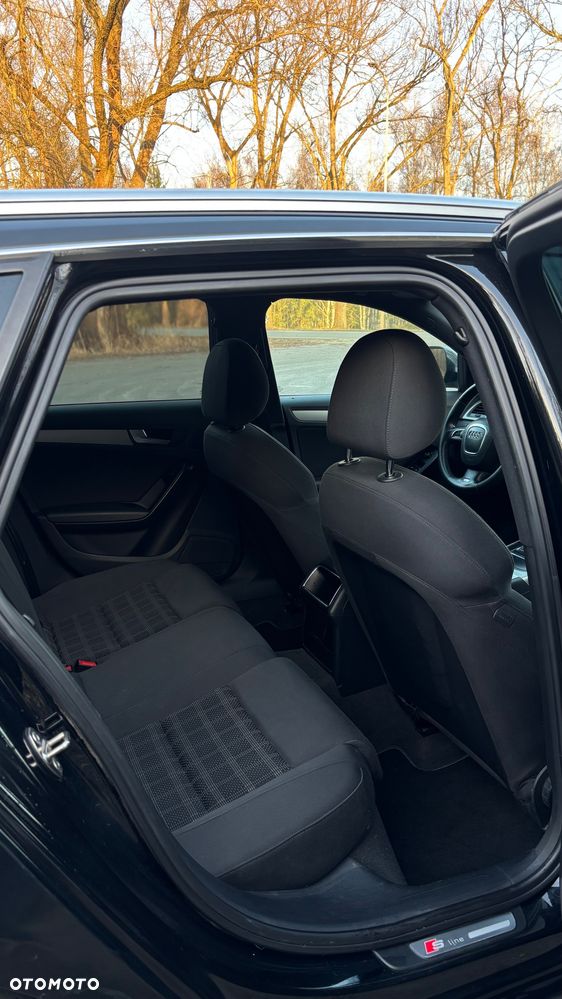 Audi A4 Avant 2.0 TDI DPF - 9