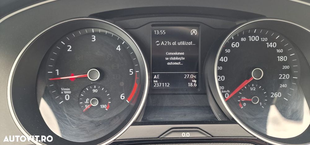 Volkswagen Passat 2.0 TDI (BlueMotion Technology) Comfortline - 9