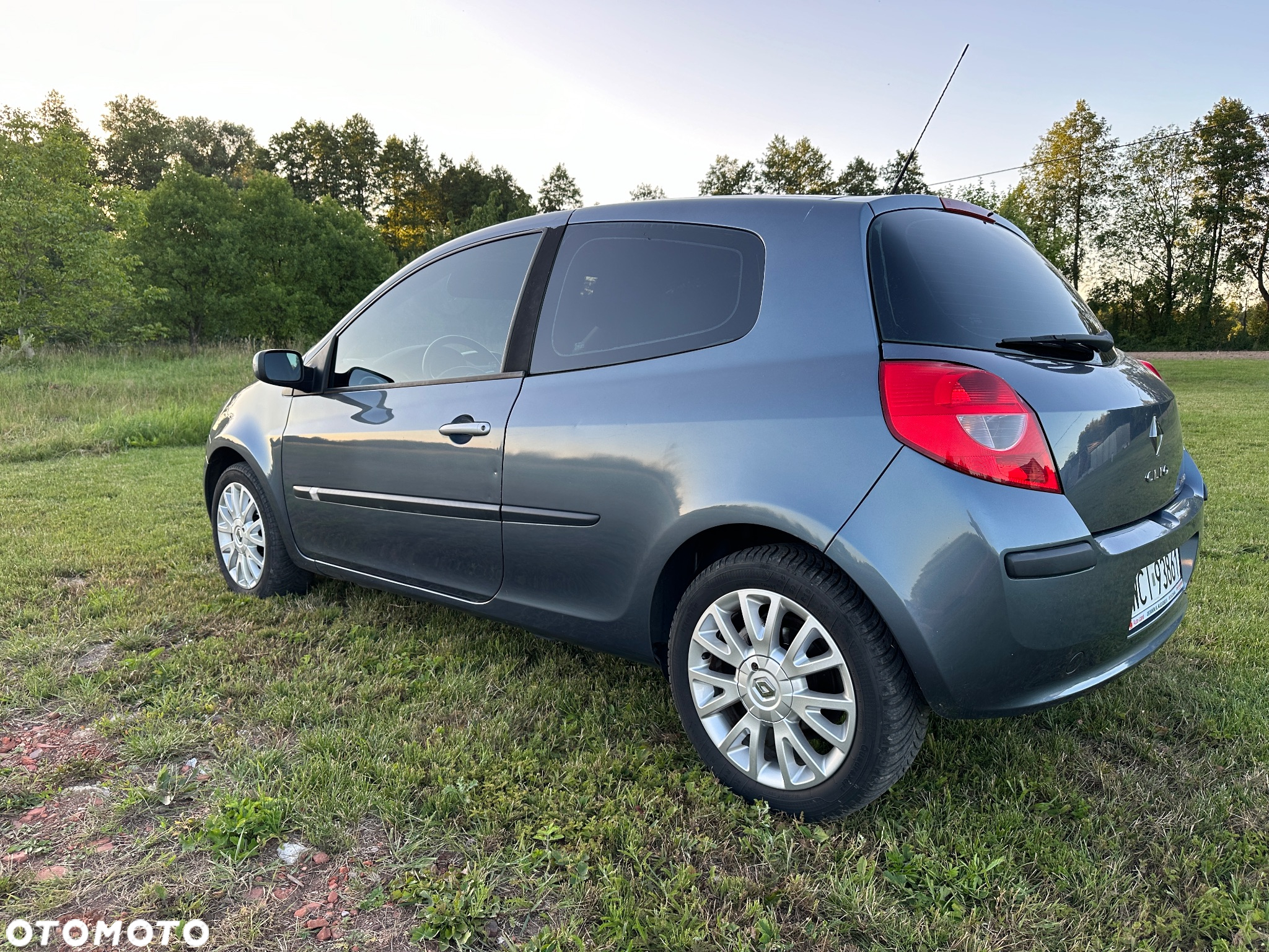 Renault Clio 1.6 16V Expression - 4