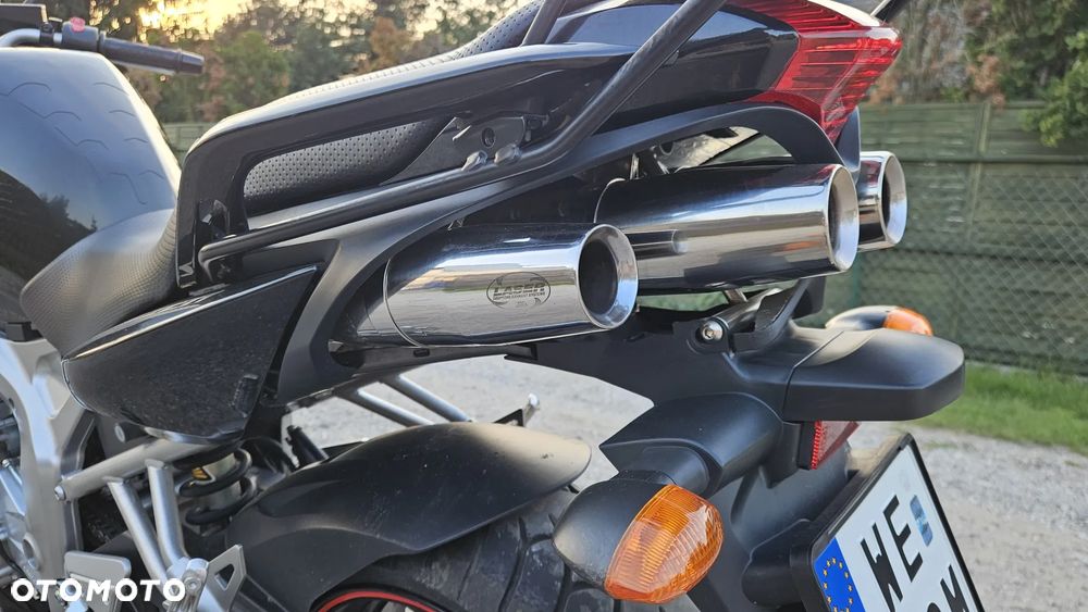 Yamaha FZ6 - 11