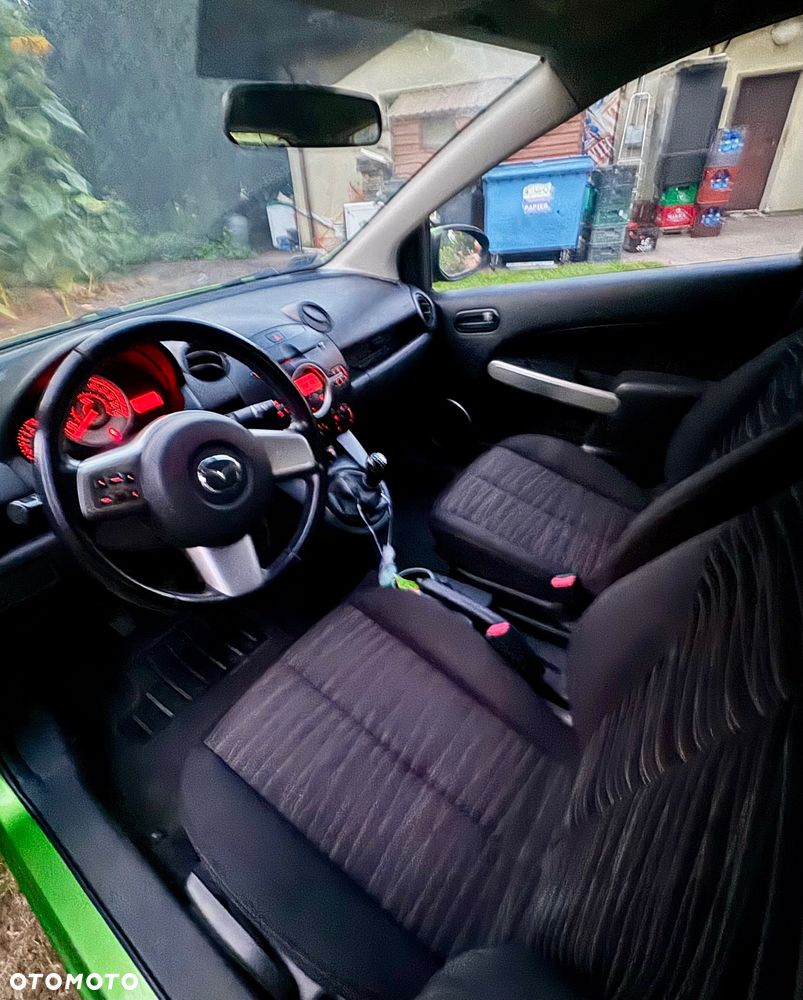 Mazda 2 1.3 Exclusive - 5