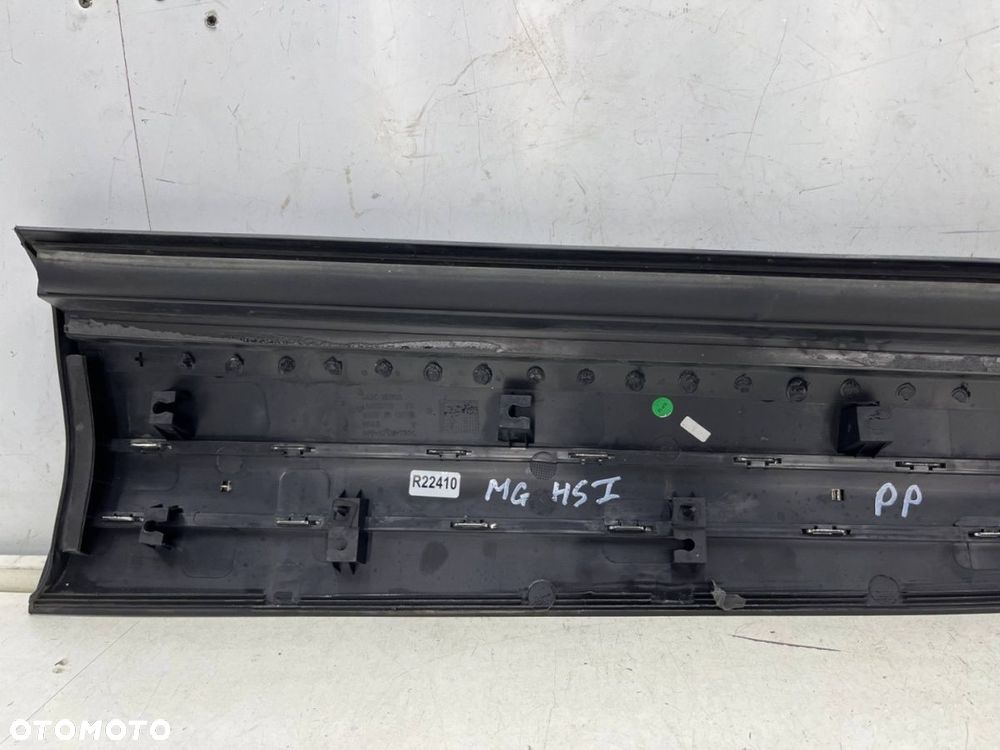 Listwa MG HS I EHS 18r.- prawa przednia dolna nakładka drzwi prawy przód chrom 10423725 - 11