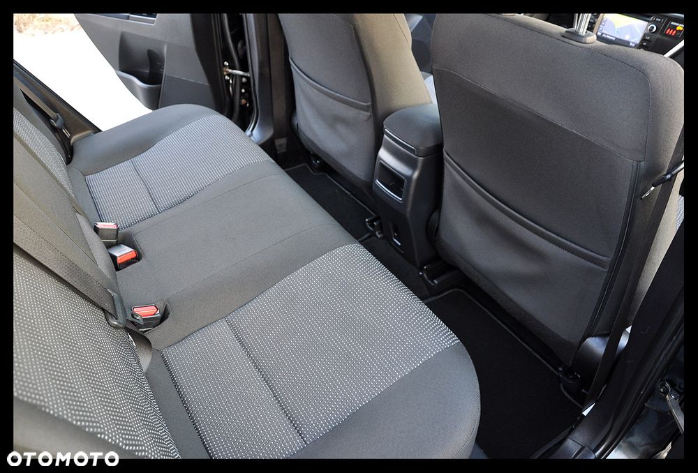 Toyota Auris - 28