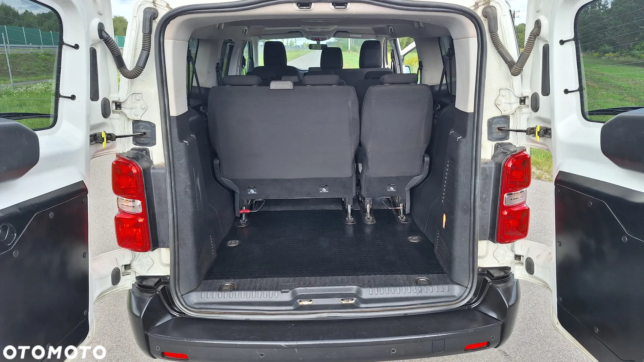 Toyota Proace Verso 2.0 D4-D Long Business - 25