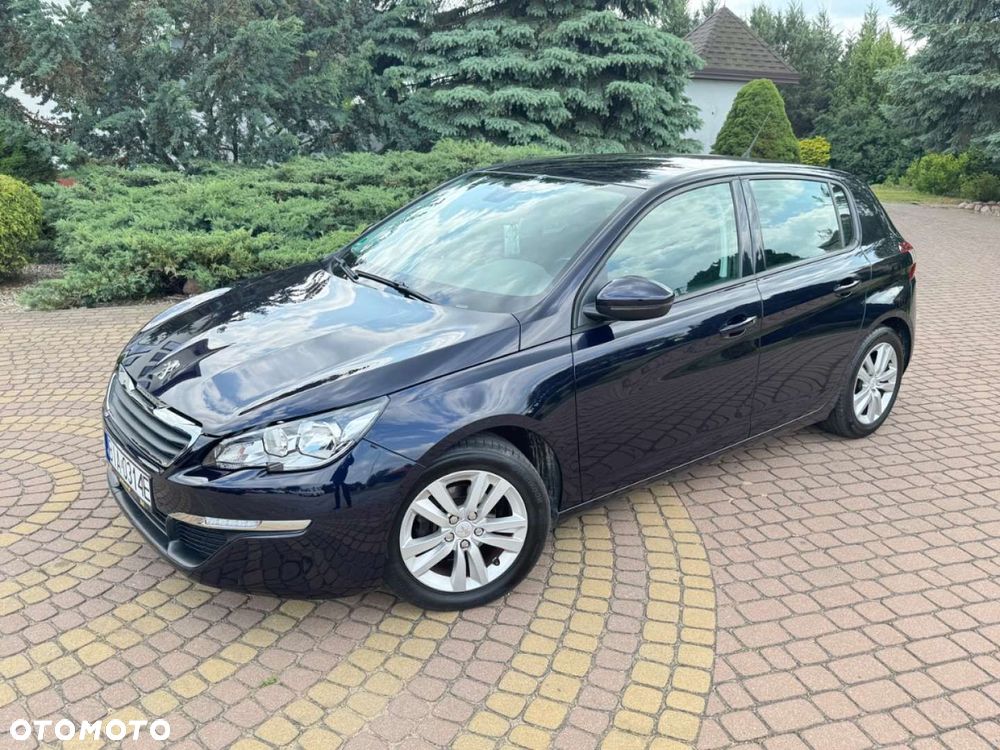 Peugeot 308 - 8
