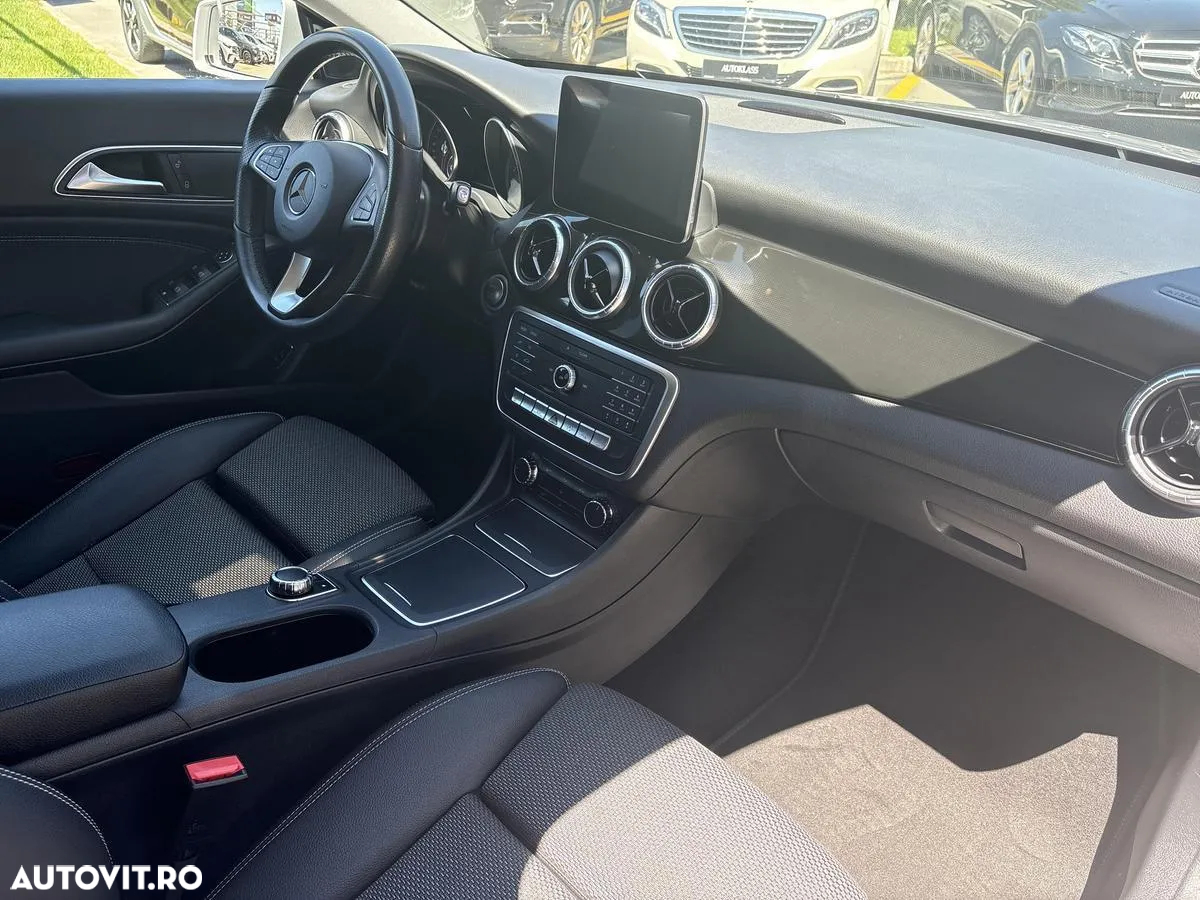Mercedes-Benz CLA 200 d 4MATIC Aut. - 13