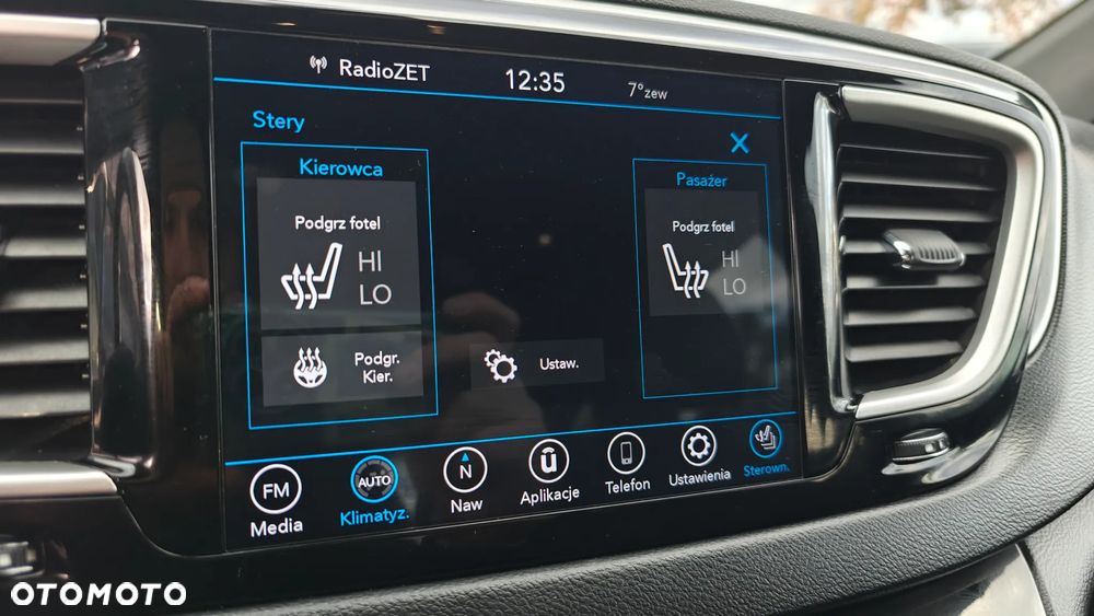 Chrysler Pacifica - 28