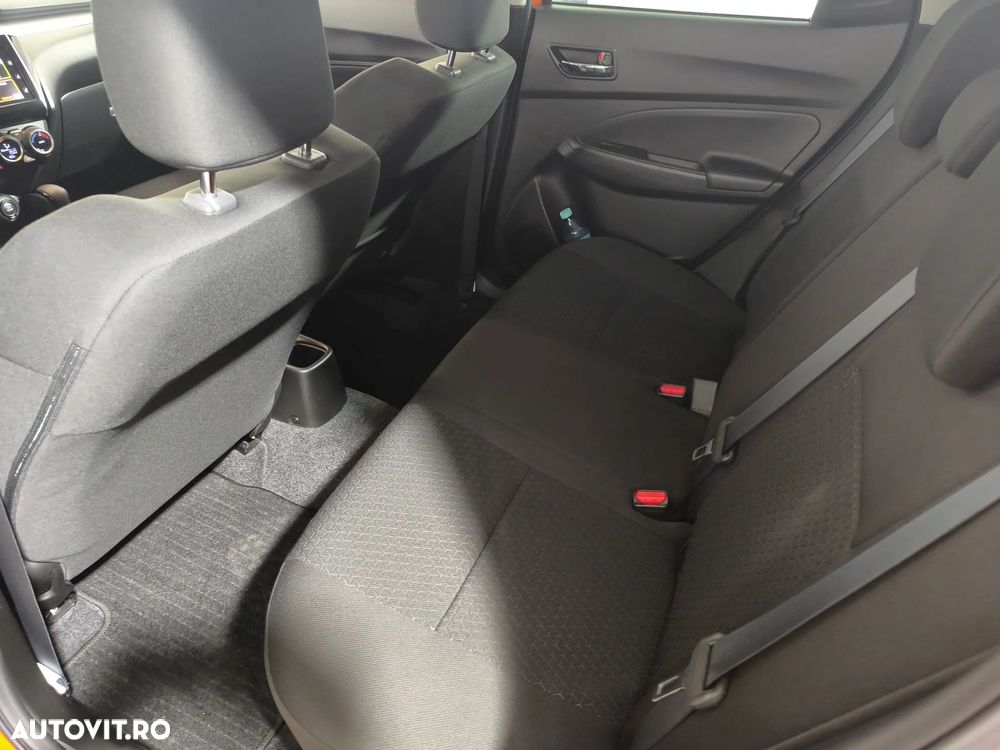 Suzuki Swift 1.2 Dualjet 12V MHEV CVT Spirit - 16