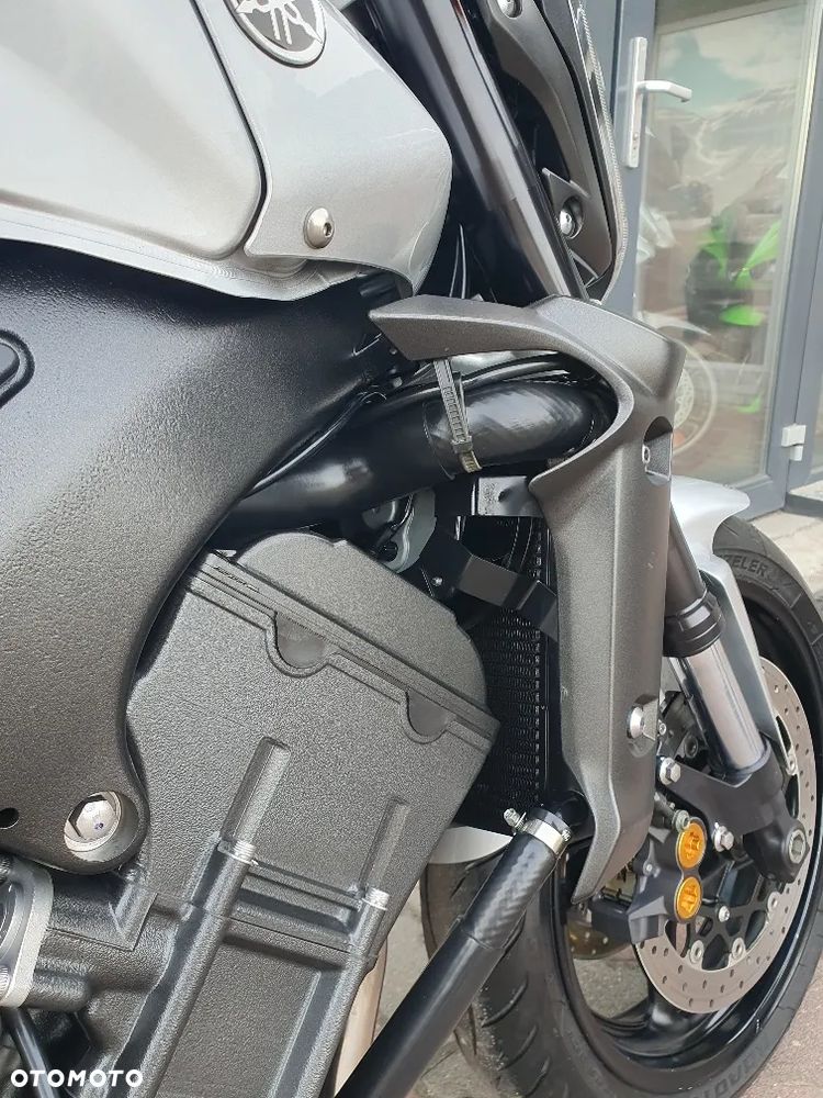 Yamaha FZ - 36
