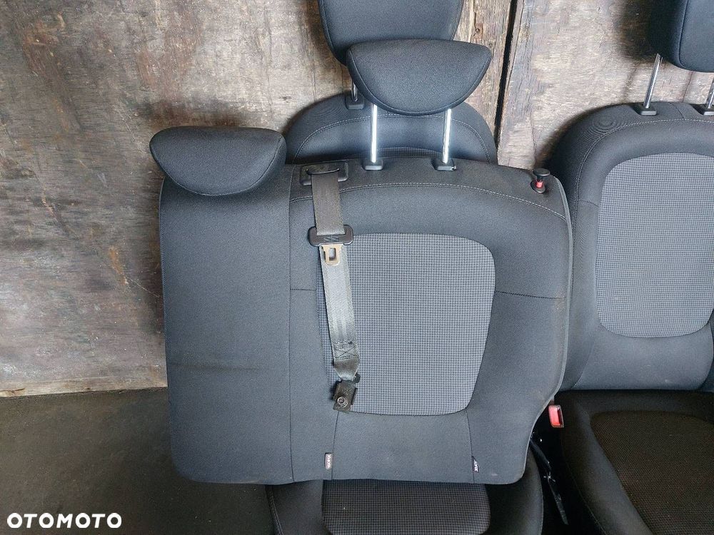 FOTELE KOMPLET LEWY PRAWY KANAPA TYŁ  HYUNDAI I20 I LIFT - 16