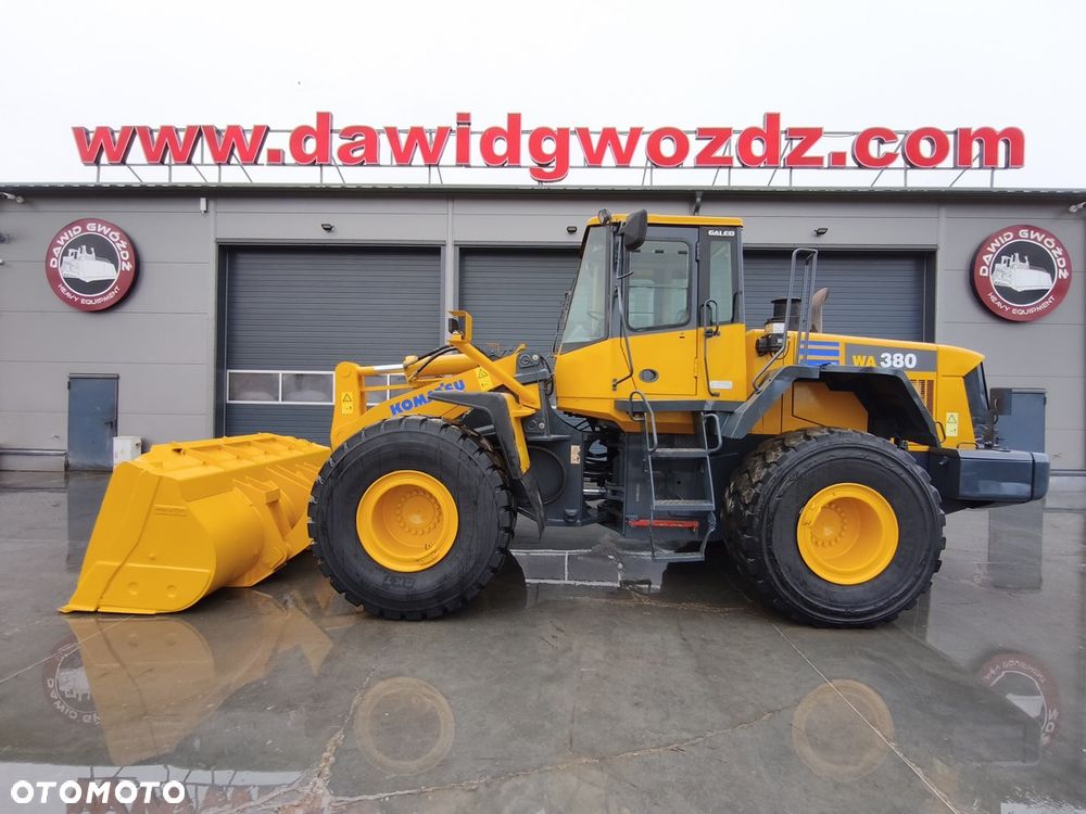 Komatsu WA380-5H - 2