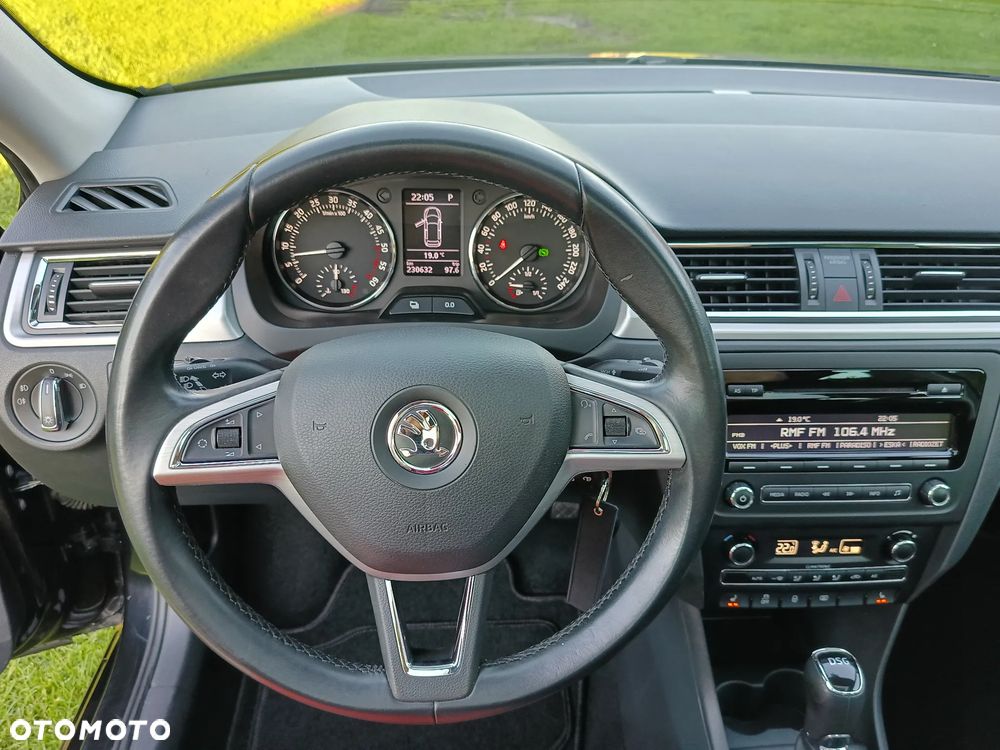 Skoda RAPID 1.6 TDI DSG Elegance - 21
