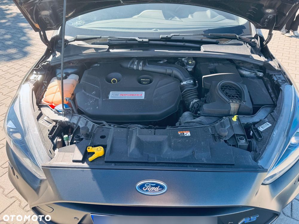 Ford Focus 2.3 EcoBoost RS - 35