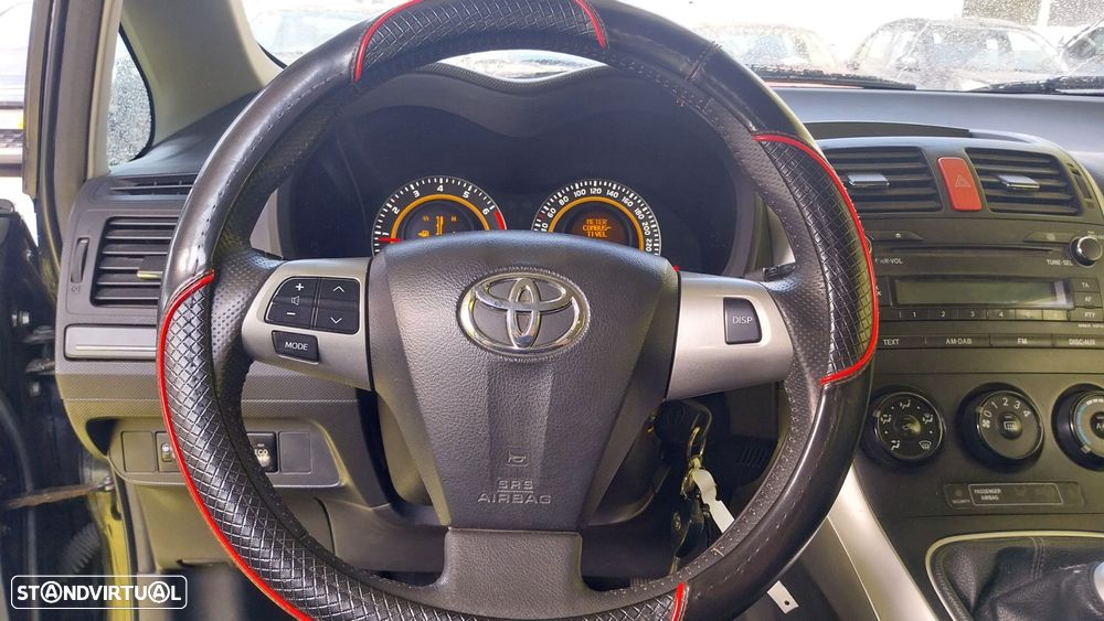 Toyota Auris 1.33 VVT-i - 6