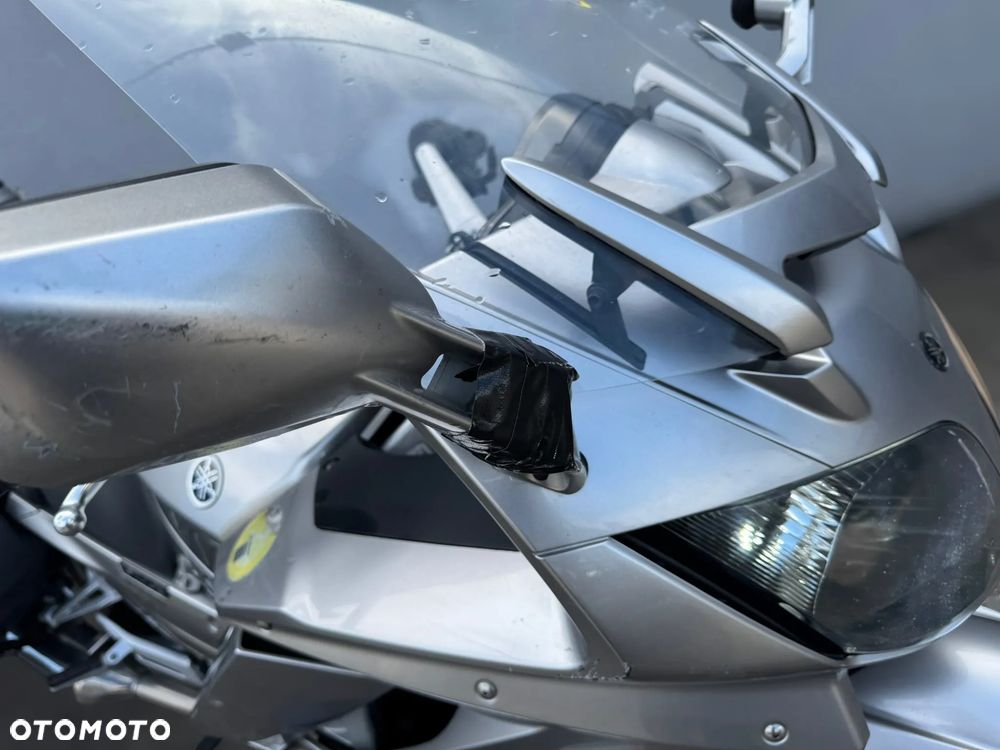 Yamaha FJR - 8