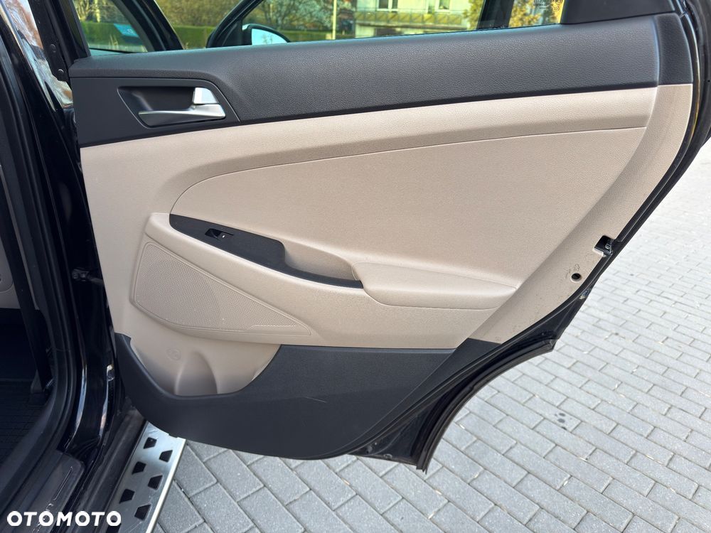 Hyundai Tucson 1.6 GDi Comfort 2WD - 32