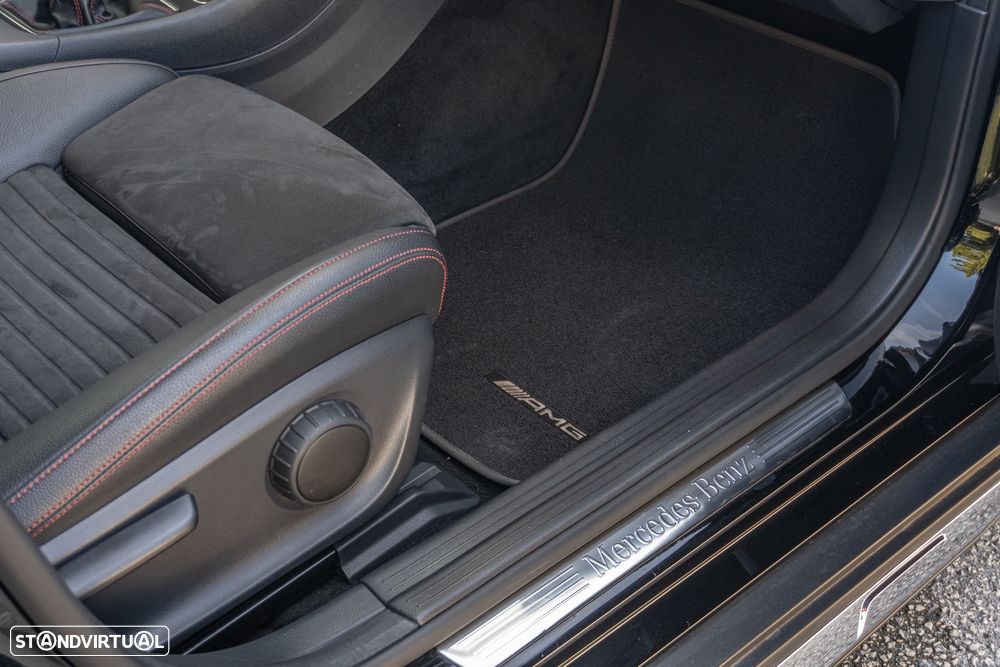 Mercedes-Benz GLA 180 AMG Line - 25