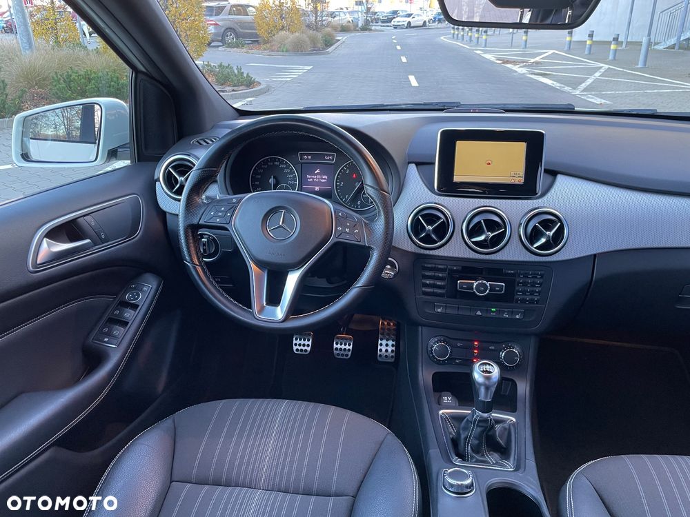 Mercedes-Benz Klasa B 180 CDI (BlueEFFICIENCY) - 17