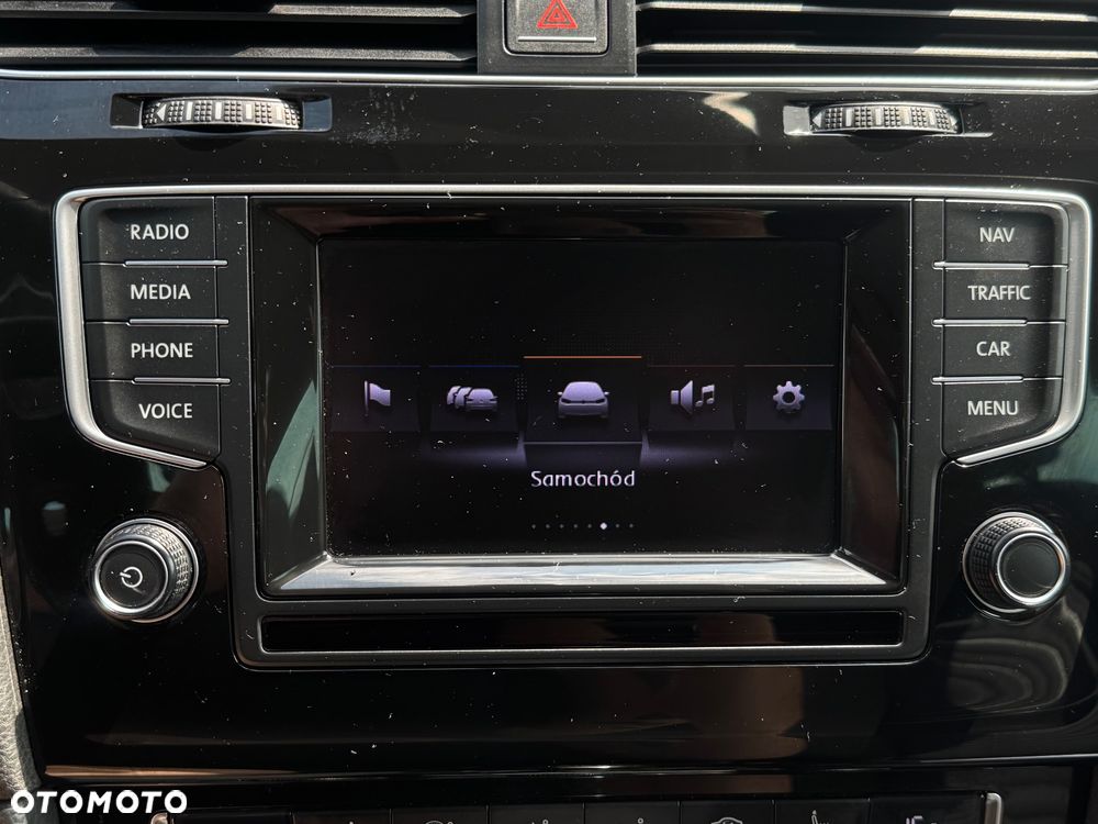 Volkswagen Golf 1.6 TDI BlueMotion Technology DSG Cup - 35
