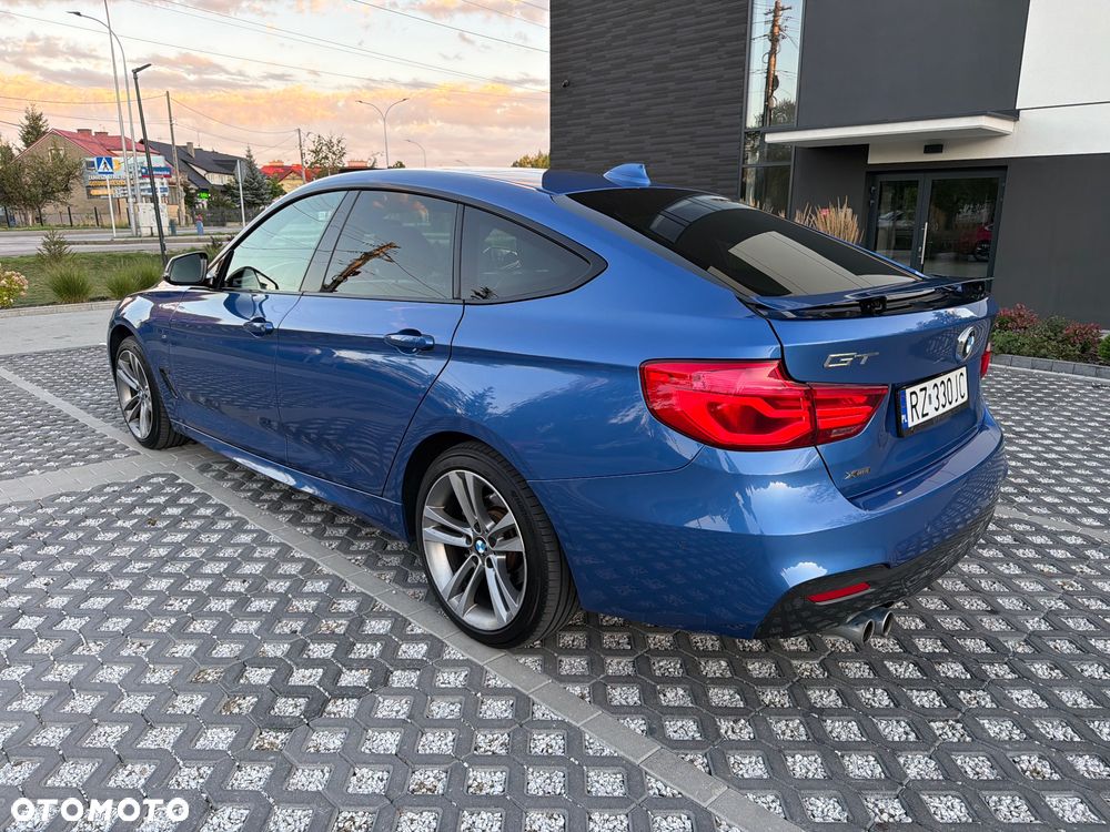 BMW 3GT 330i xDrive M Sport - 8