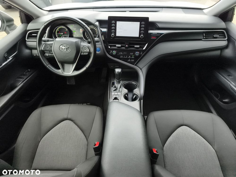 Toyota Camry 2.5 Hybrid Comfort CVT - 11