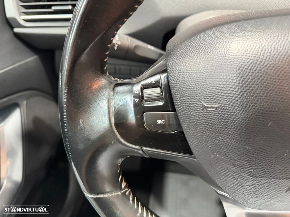 Peugeot 308 1.2 PureTech Active - 21