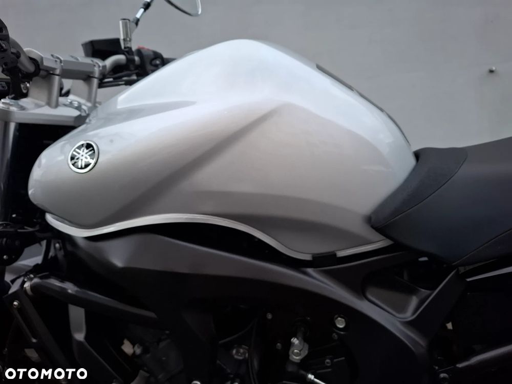 Yamaha FZ6 - 35