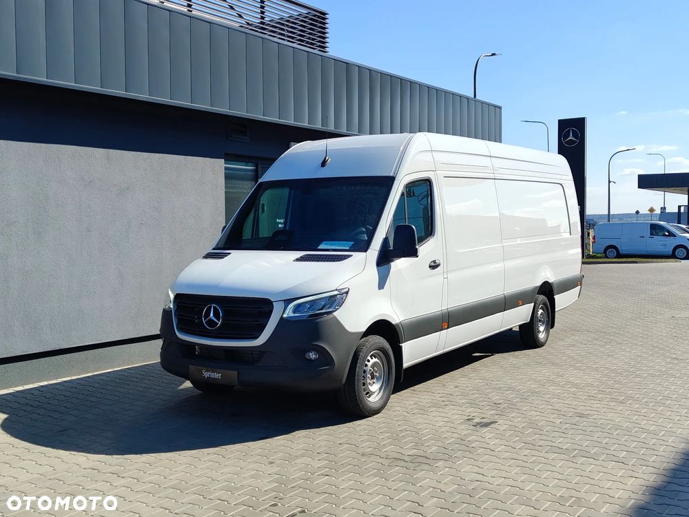 Mercedes-Benz Sprinter - 4