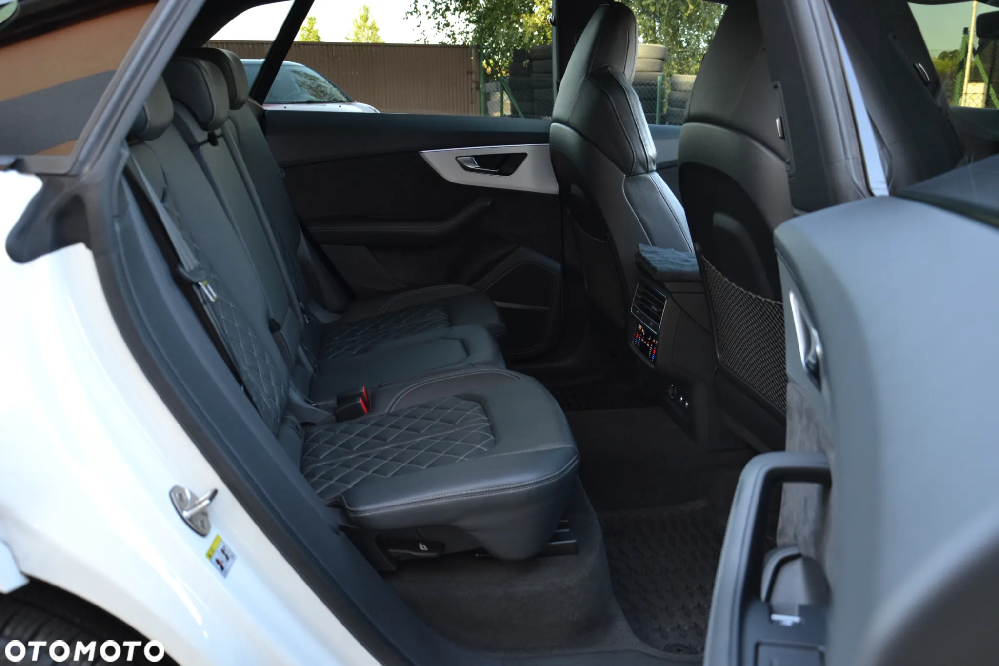 Audi SQ8 - 40