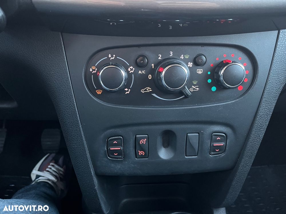 Dacia Logan 0.9 TCe 90 CP Laureate - 17