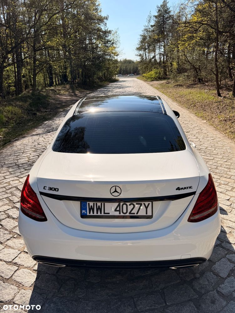 Mercedes-Benz Klasa C 300 9G-TRONIC AMG Line - 11
