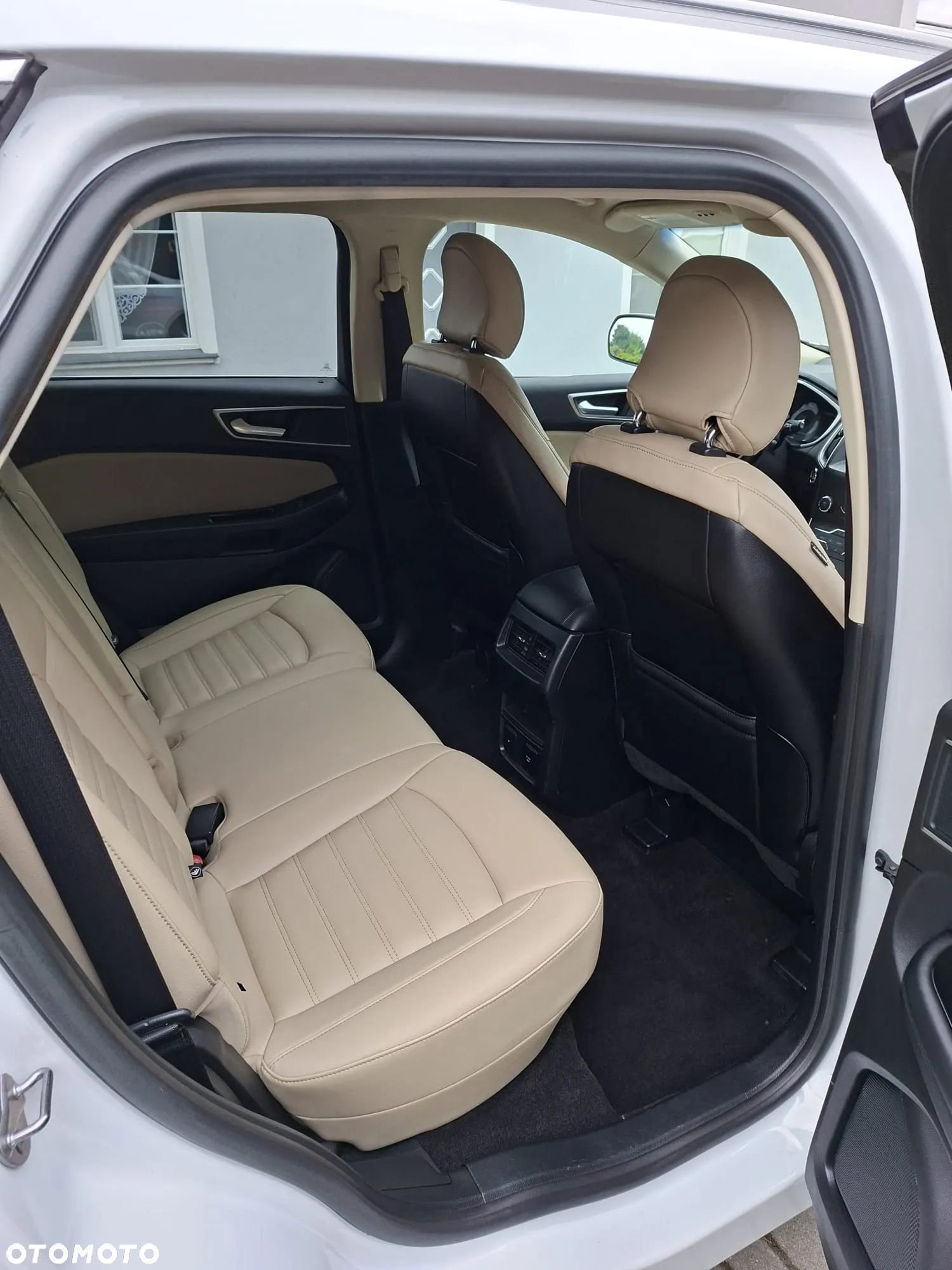 Ford Edge - 13