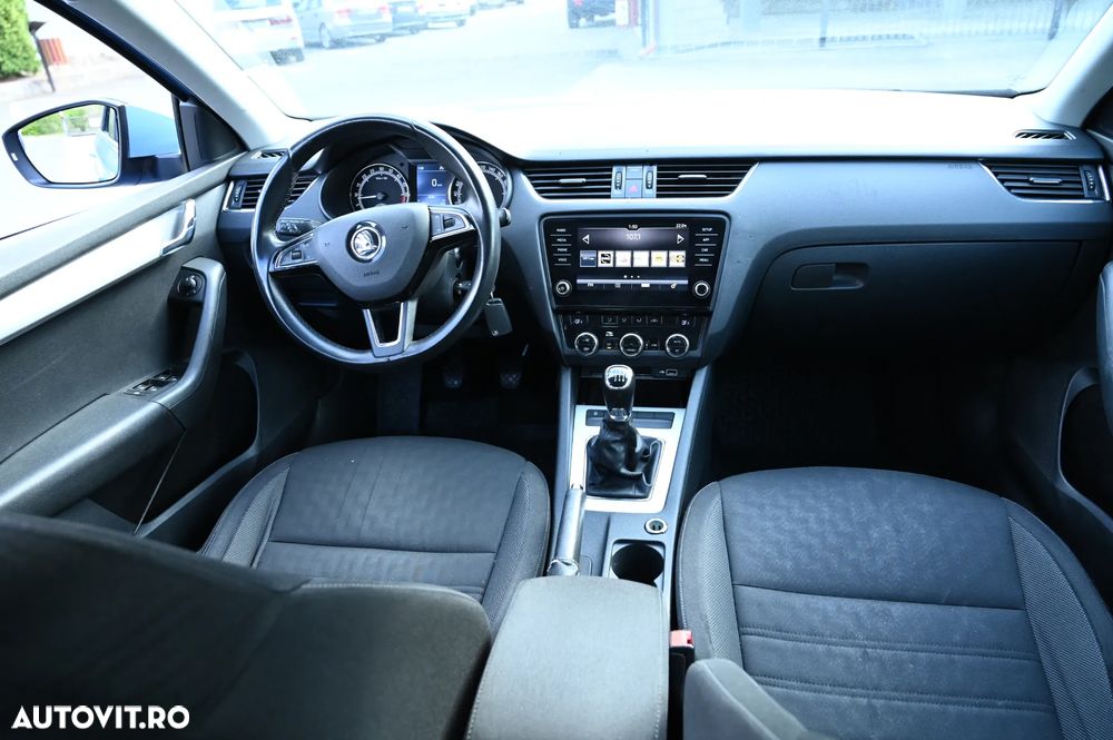 Skoda Octavia - 7