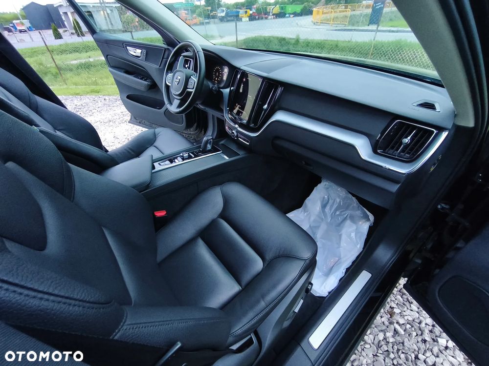 Volvo XC 60 - 21