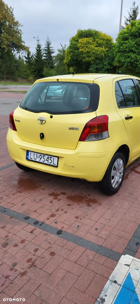 Toyota Yaris 1.0 Luna - 5